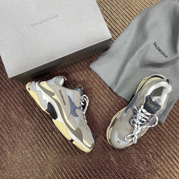 balenciaga ayakkabi triple s silver siyah kirmizi