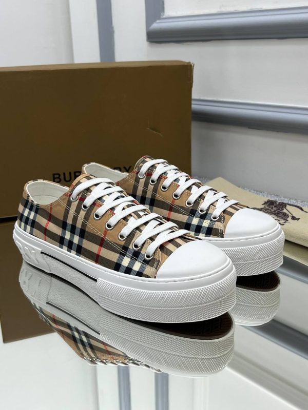 burberry ayakkabi classic unisex