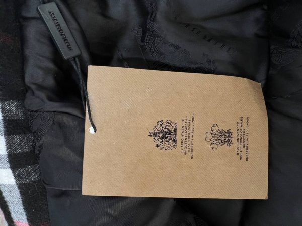 burberry mont erkek classic siyah yakasi logo detayli