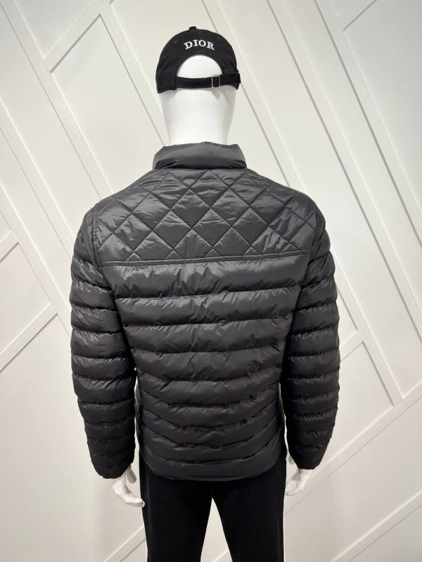 burberry mont erkek classic siyah yakasi logo detayli