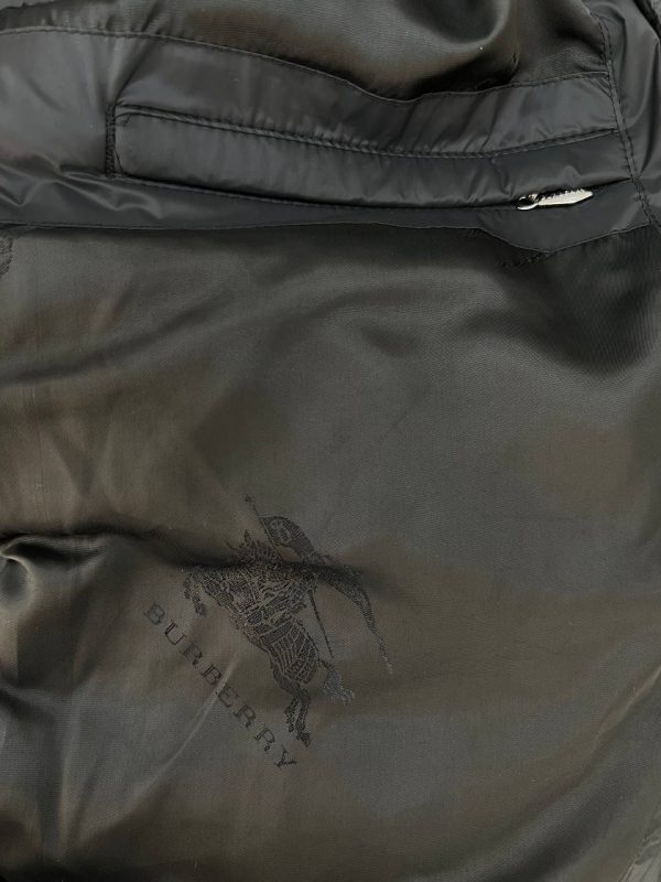 burberry mont erkek classic siyah yakasi logo detayli