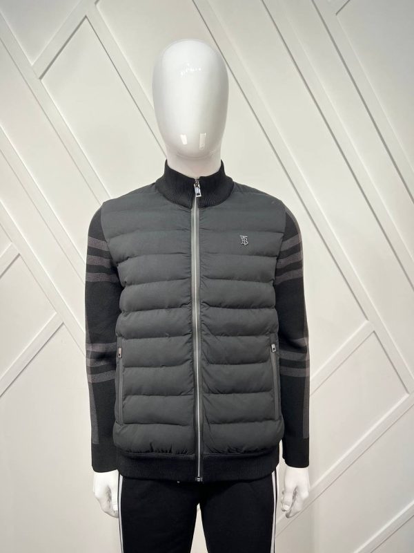 burberry mont siyah ekose triko detay