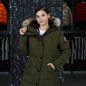 canada goose mont haki yesil kapusonlu tilki tuyu