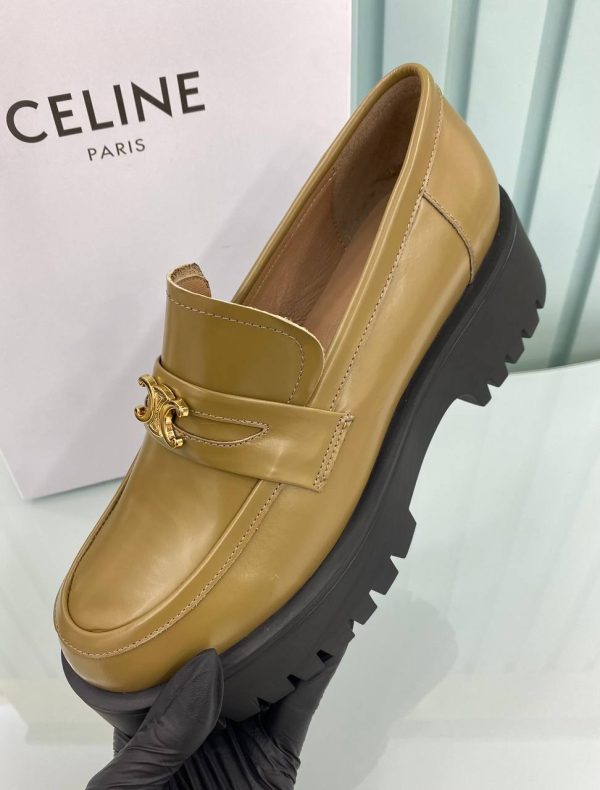 celine ayakkabi loafer haki gold aksesuarli