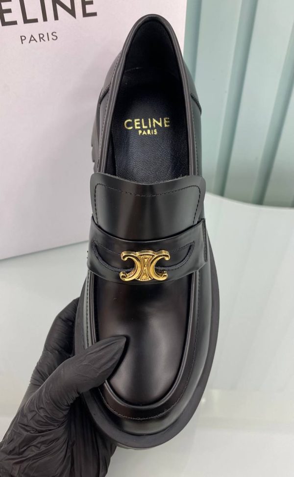 celine ayakkabi loafer siyah gold kucuk aksesuarli