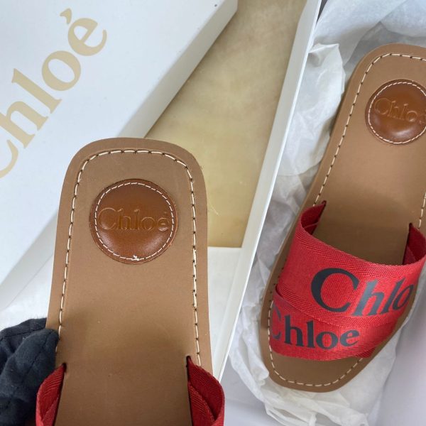 chloe terlik kirmizi siyah yazili woody logo