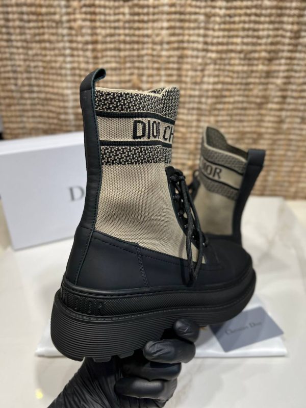 christian dior ayakkabi bot d major siyah bej