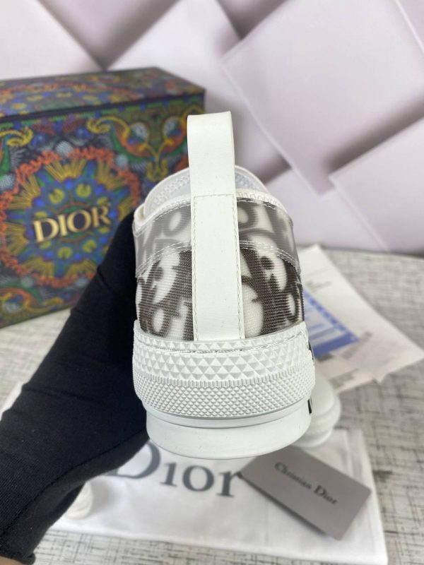 christian dior ayakkabi siyah beyaz sneaker walk n dior