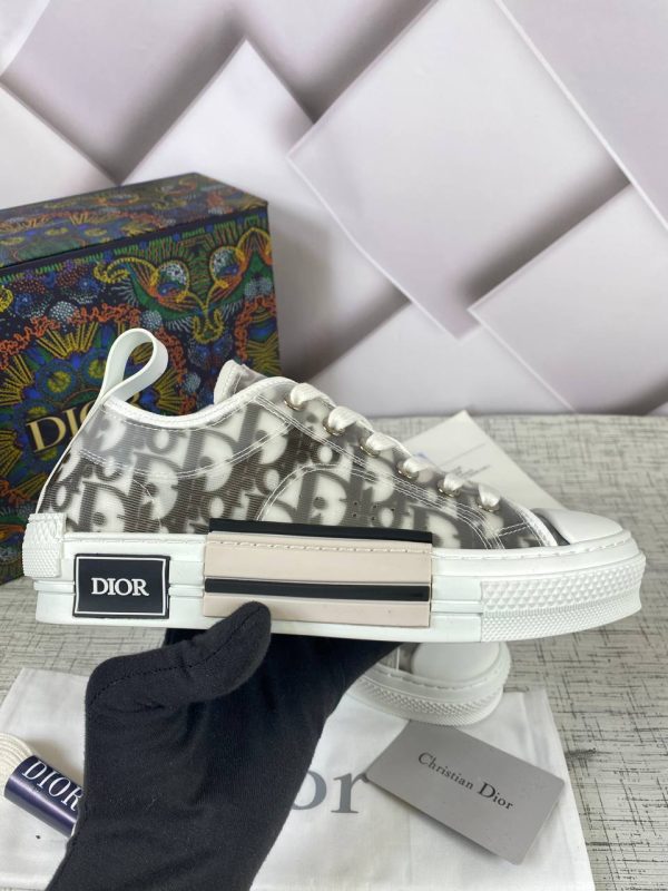 christian dior ayakkabi siyah beyaz sneaker walk n dior