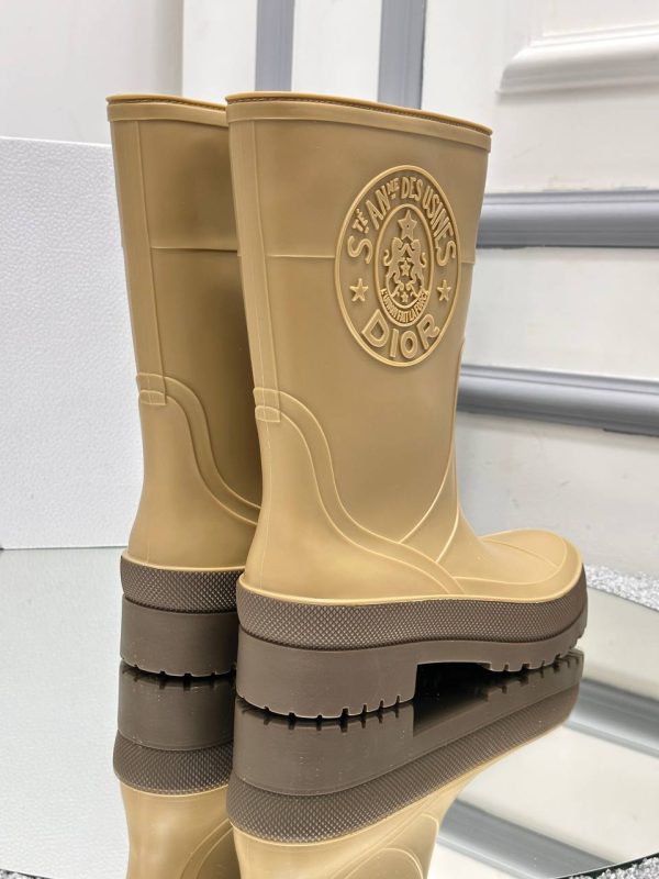 christian dior ayakkabi yagmur botu camel renk