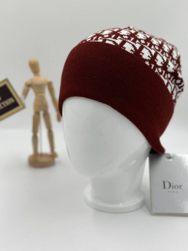 christian dior bere kirmizi