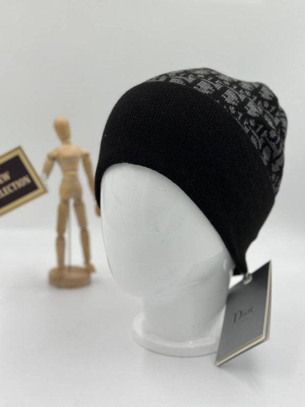 christian dior bere siyah