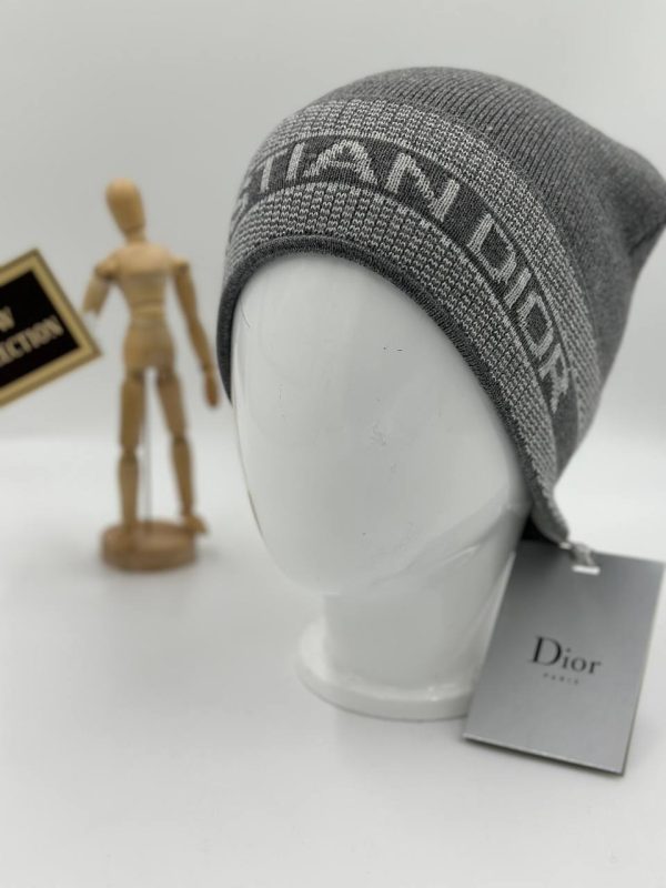 christian dior bere yazili gri unisex