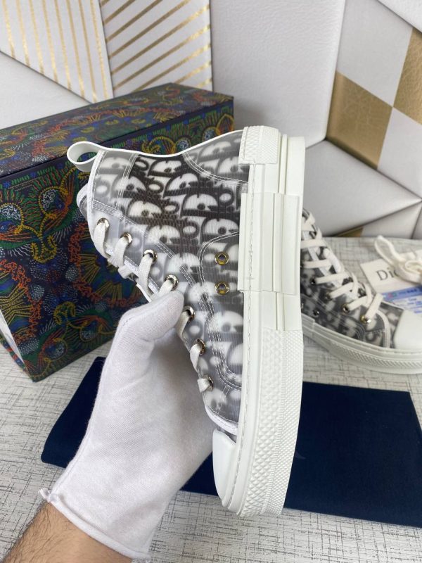 christian dior bot siyah beyaz sneaker walk n dior