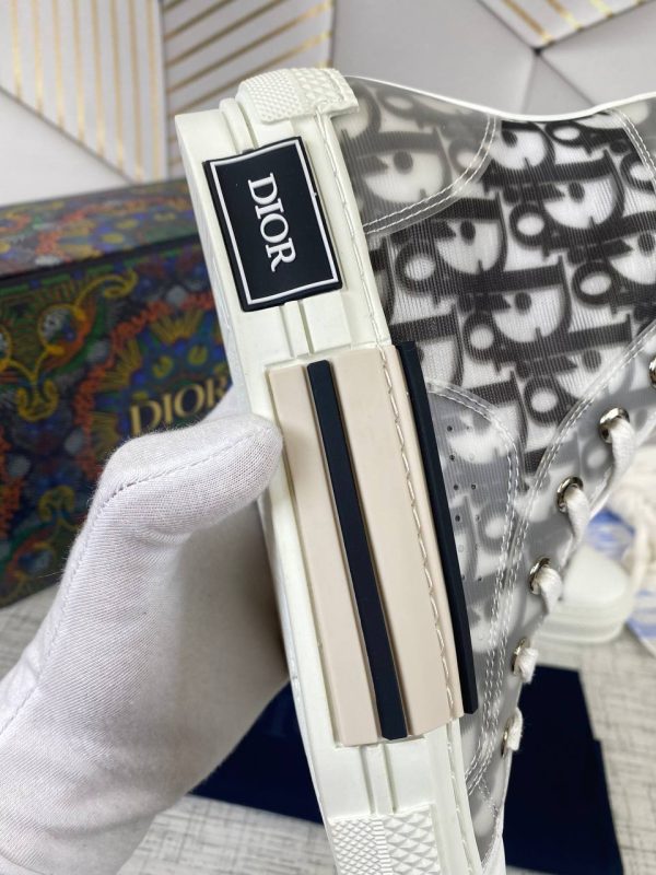 christian dior bot siyah beyaz sneaker walk n dior