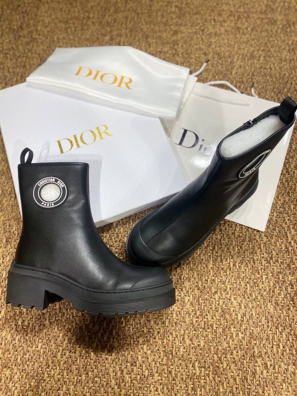 christian dior bot symbol siyah