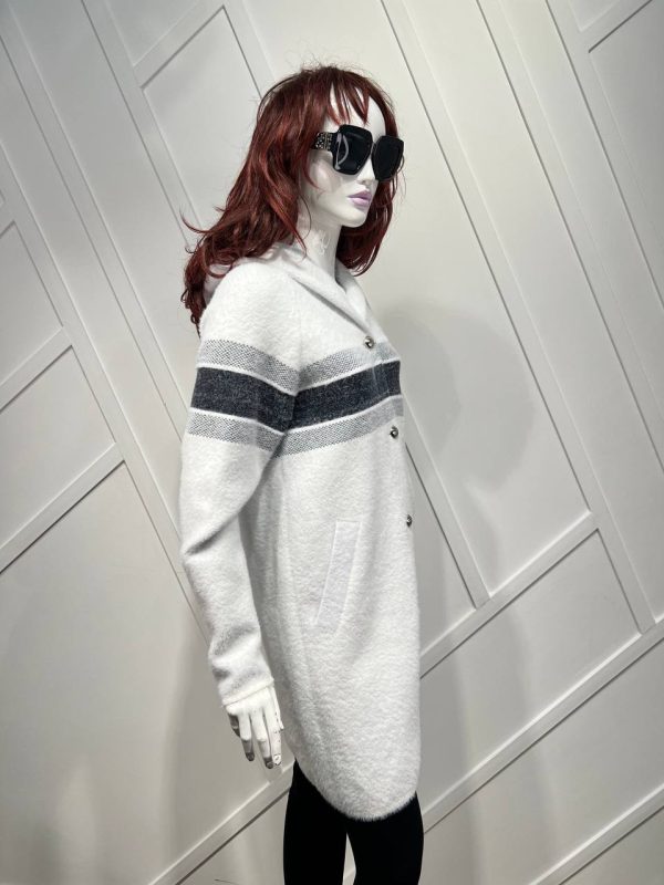 christian dior palto yun beyaz logo detayli