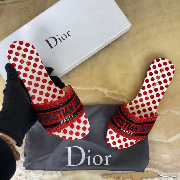christian dior terlik kirmizi puantiyeli dway slide