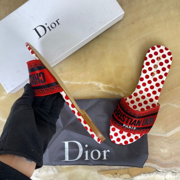 christian dior terlik kirmizi puantiyeli dway slide