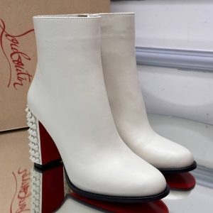 christian louboutin ayakkabi 10 cm krem topuklari zimba detayli