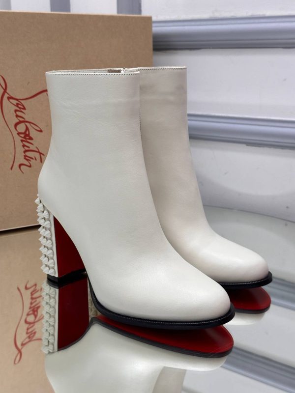 christian louboutin ayakkabi 10 cm krem topuklari zimba detayli