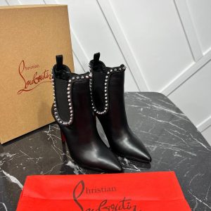 christian louboutin ayakkabi bot siyah sivri burun zimbali