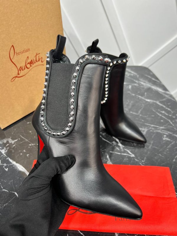 christian louboutin ayakkabi bot siyah sivri burun zimbali