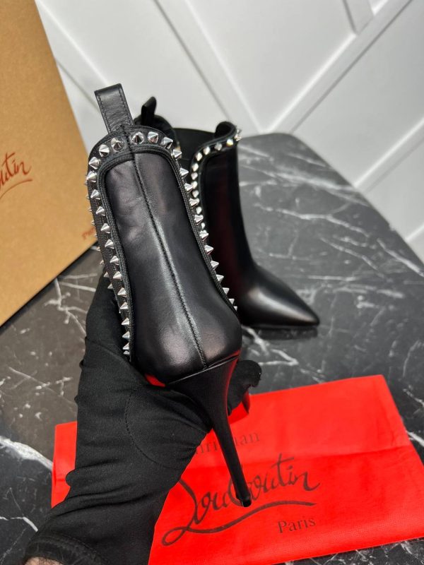 christian louboutin ayakkabi bot siyah sivri burun zimbali