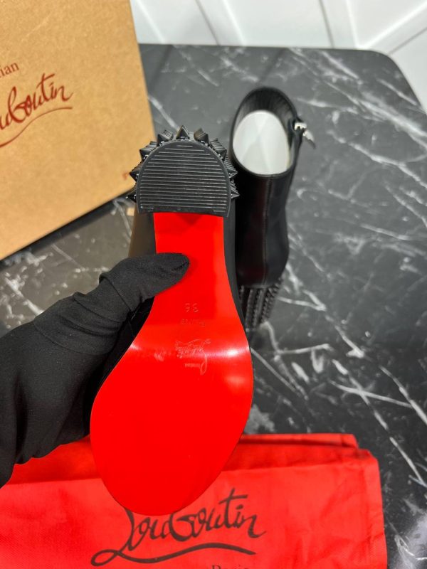 christian louboutin ayakkabi bot siyah zimbali