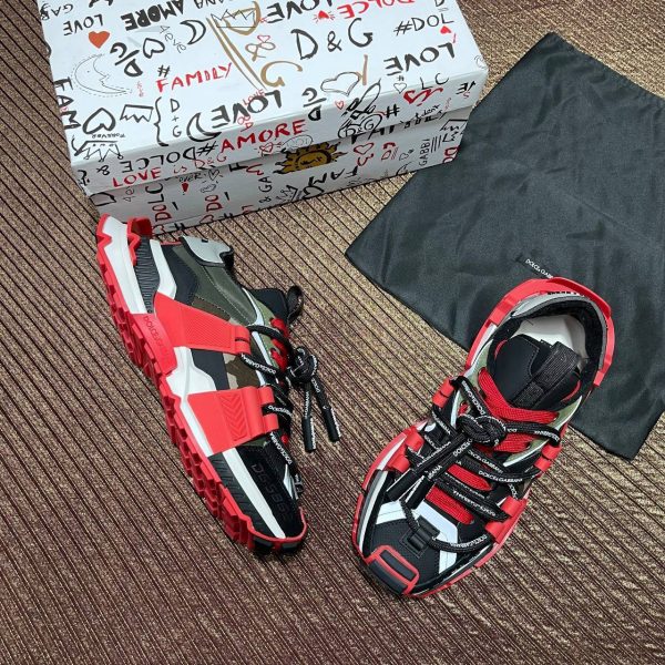 dolce gabbana ayakkabi kirmizi siyah yesil sneaker kalin taban yeni sezon