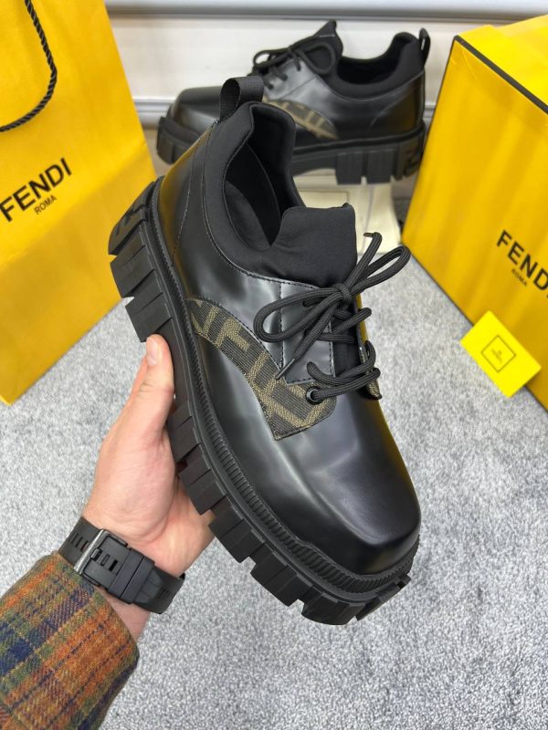 fendi ayakkabi erkek classic logo detayi kahve