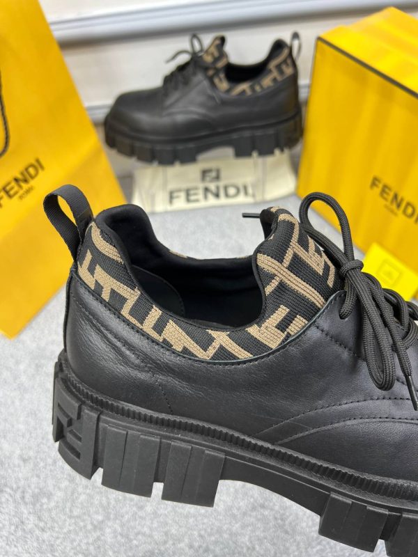 fendi ayakkabi erkek classic siyah logo detayi kahve