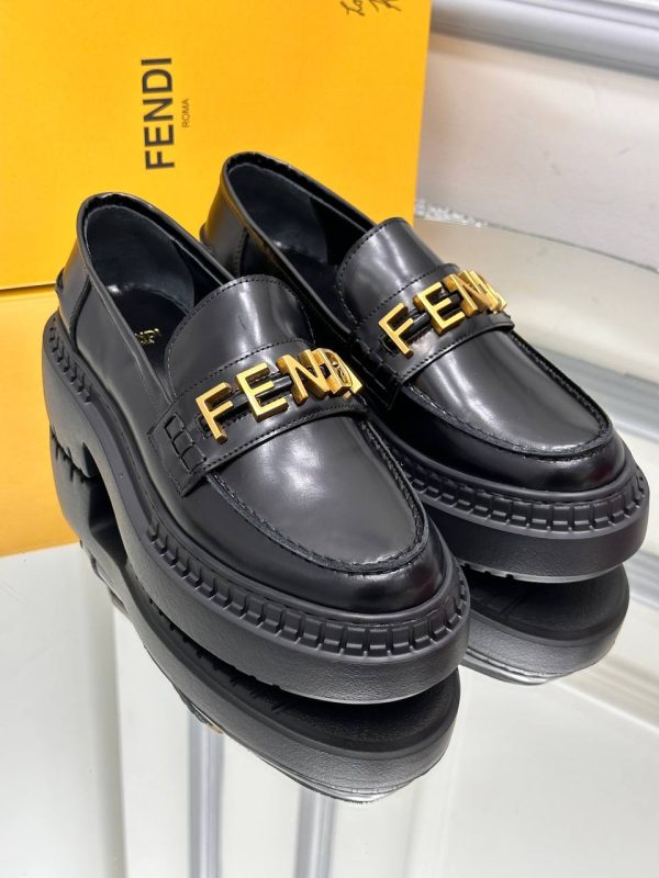 fendi ayakkabi loafer siyah