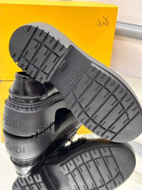 fendi ayakkabi loafer siyah