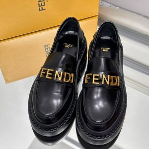 fendi ayakkabi loafer siyah logo detayli classic