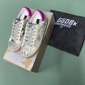 golden goose ayakkabi sneakers ayakkabi kadin beyaz siyah yilan desenli mor