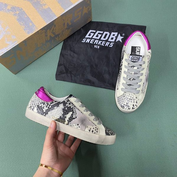 golden goose ayakkabi sneakers ayakkabi kadin beyaz siyah yilan desenli mor