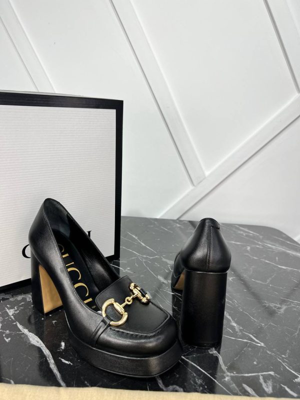 gucci ayakkabi bot siyah horsebit pumps 9cm