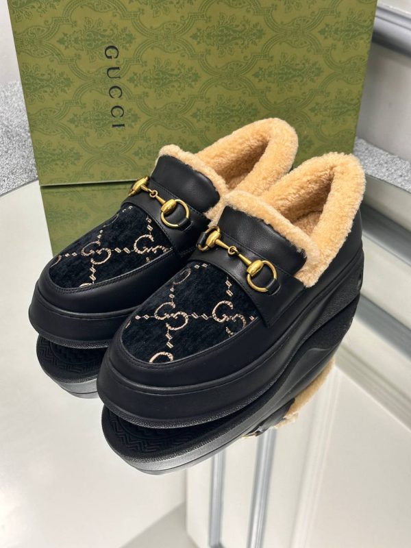 gucci ayakkabi loafer siyah classic ici kurklu yuksek taban