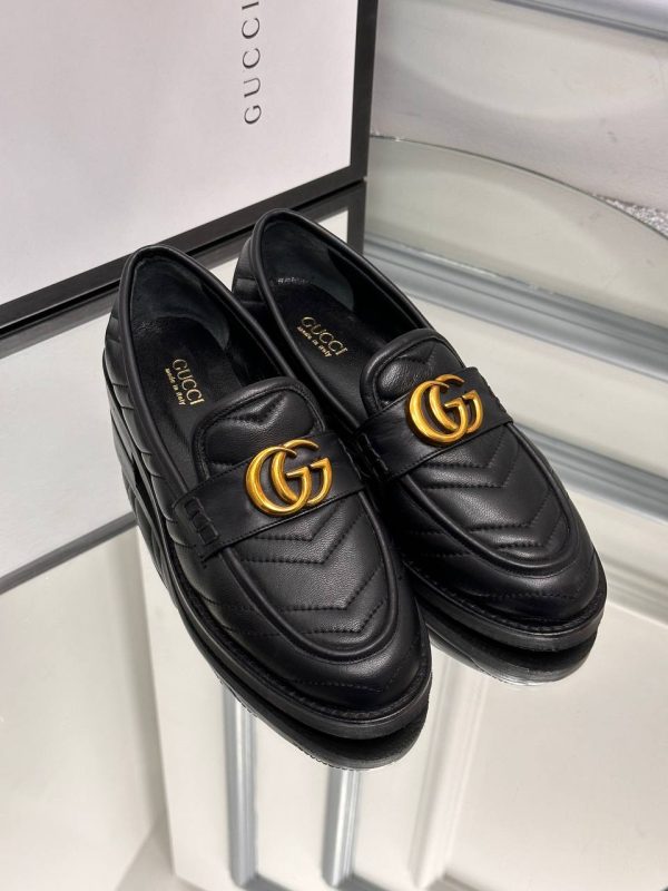 gucci ayakkabi loafer siyah logo detayli classic
