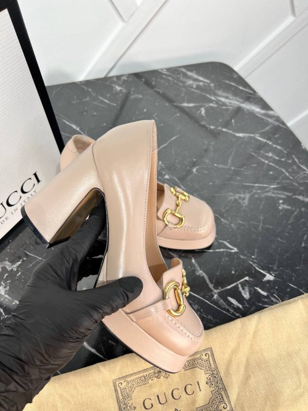 gucci ayakkabi topuklu nude horsebit pumps 9cm