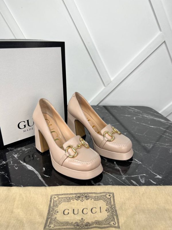 gucci ayakkabi topuklu nude horsebit pumps 9cm