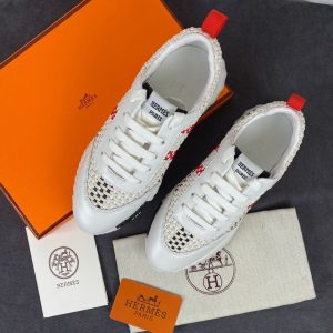 hermes ayakkabi beyaz sneakers kirmizi braided