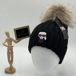 karl lagerfeld bere ponponlu