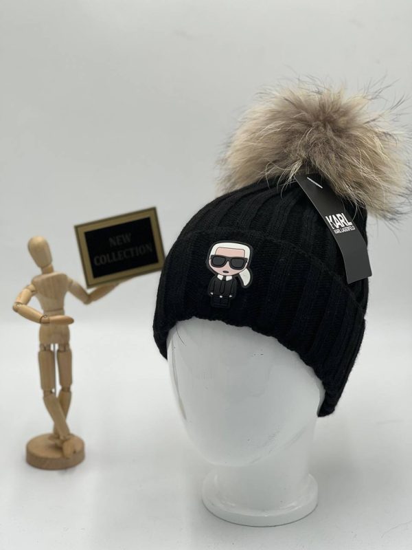 karl lagerfeld bere ponponlu