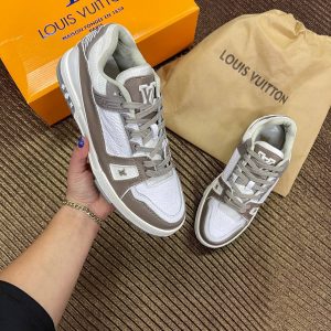louis vuitton ayakkabi sneaker beyaz vizon yeni sezon