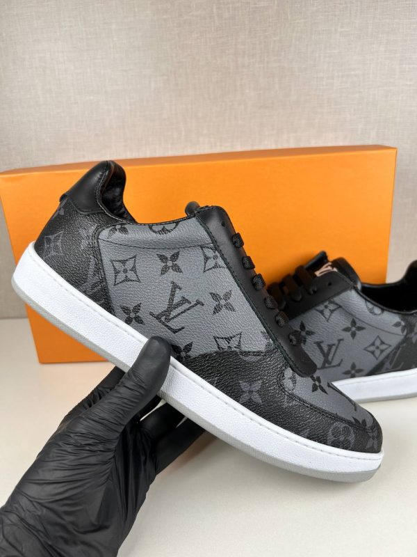 louis vuitton ayakkabi sneaker erkek siyah gri monogram yeni sezon