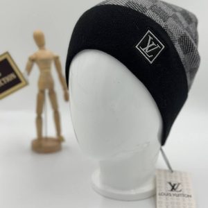 louis vuitton bere erkek gri