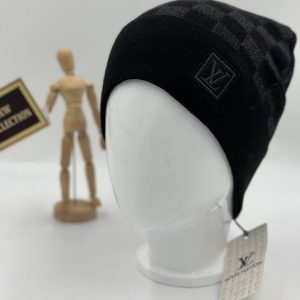 louis vuitton bere erkek siyah