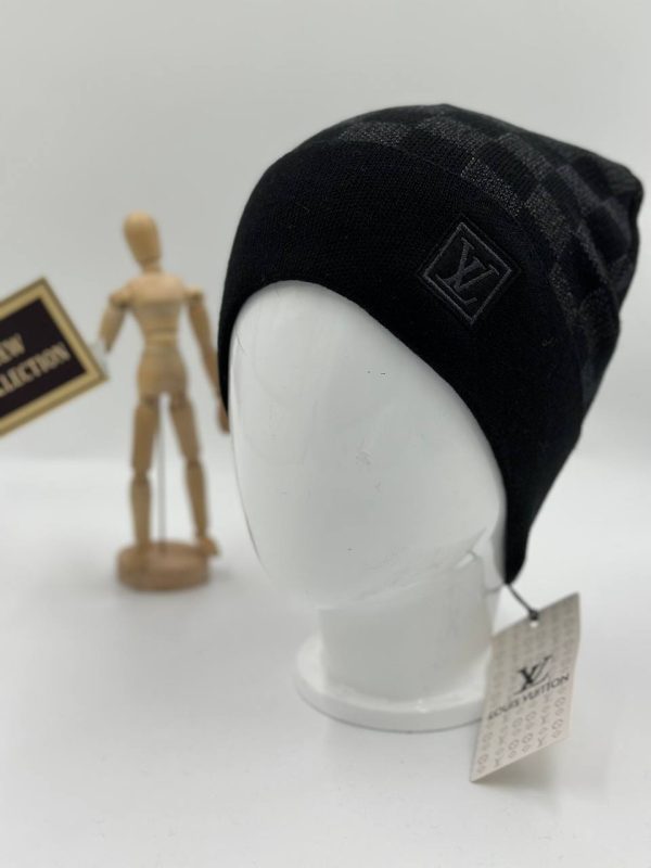 louis vuitton bere erkek siyah